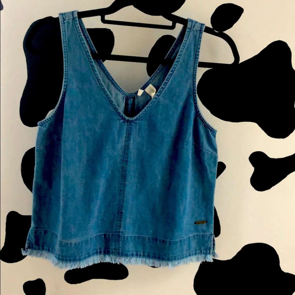 Super cute denim tank top!